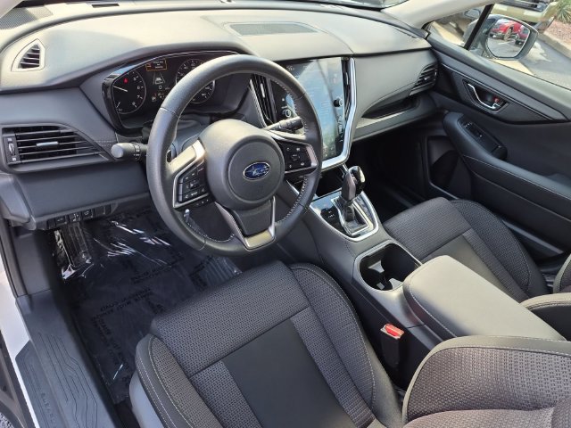 Used 2025 Subaru Outback Premium AWD/4WD image 15