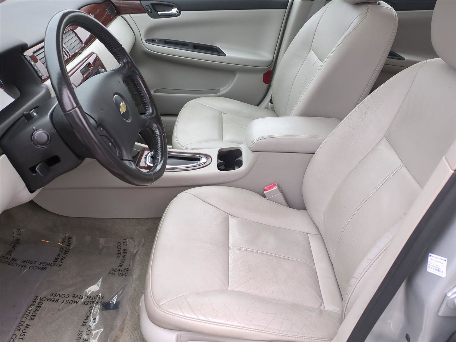 Used 2011 Chevrolet Impala LT w/ Luxury Edition Package image 14