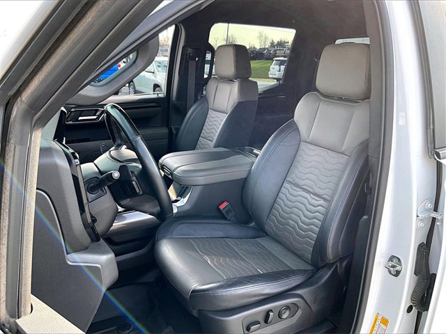 Used 2024 Chevrolet Silverado 1500 ZR2 image 10