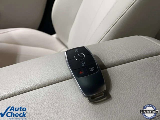 Used 2023 Mercedes-Benz EQB 300 4MATIC w/ Pinnacle Package image 98