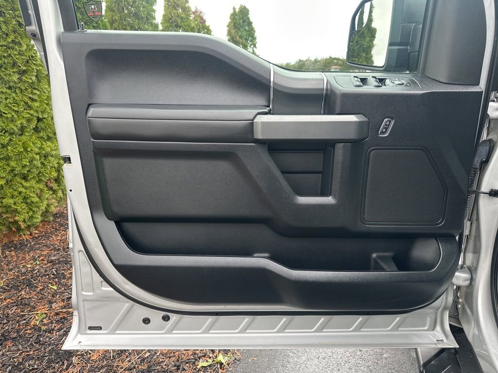 Used 2018 Ford F150 XLT w/ Equipment Group 302A Luxury image 8