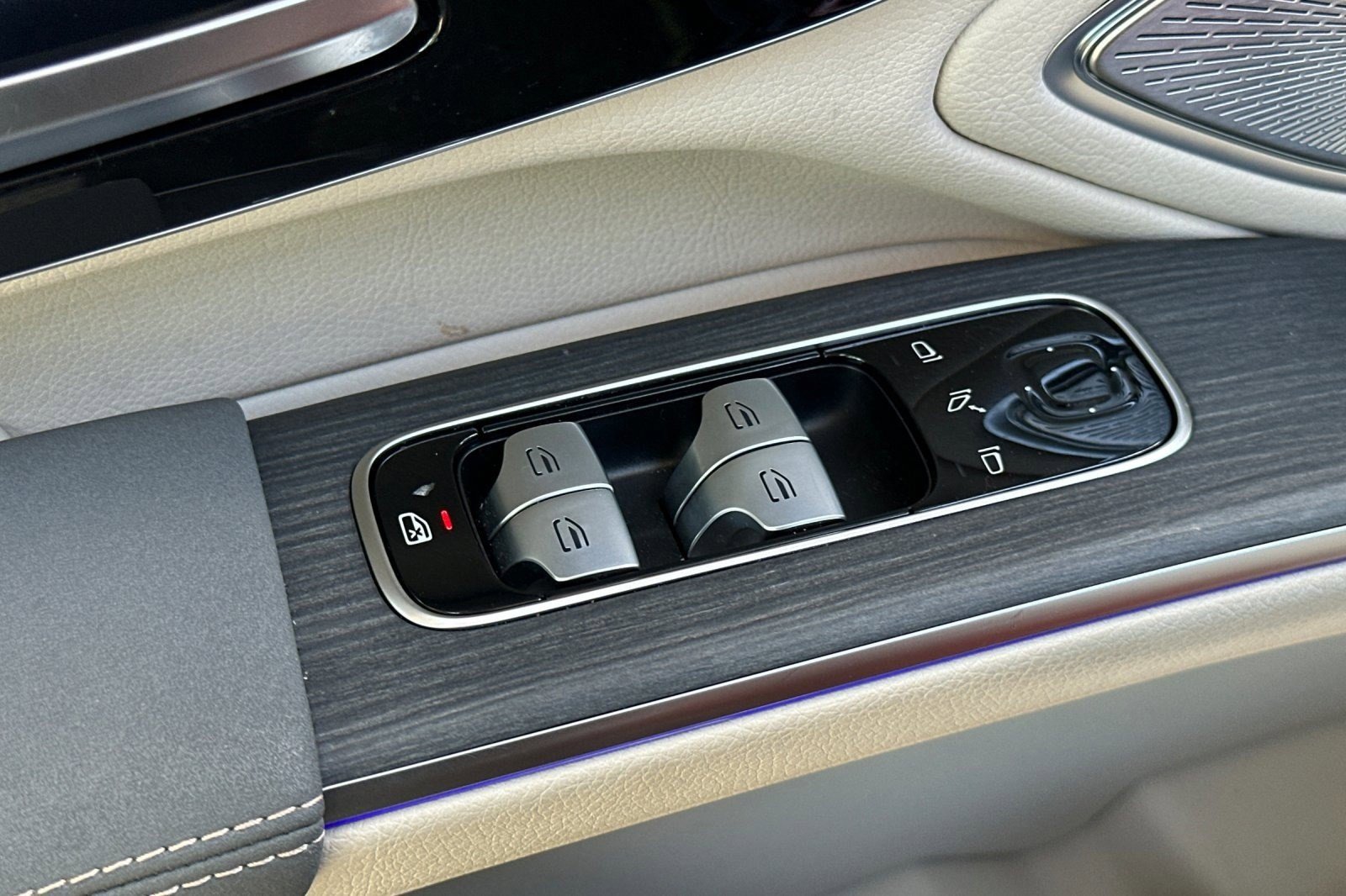 Certified 2023 Mercedes-Benz EQS 450+ 4MATIC Sedan image 13