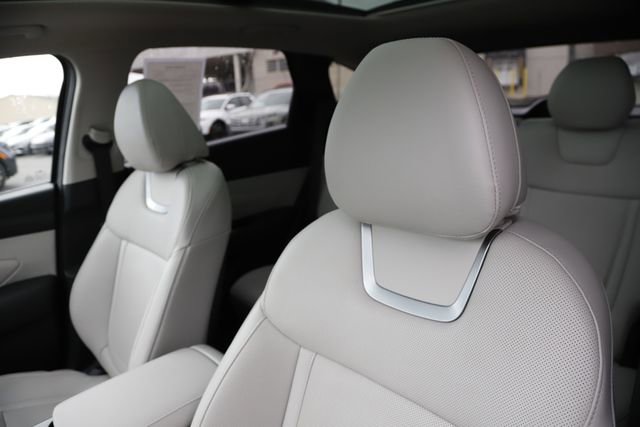 Certified 2025 Hyundai Tucson Limited image 14