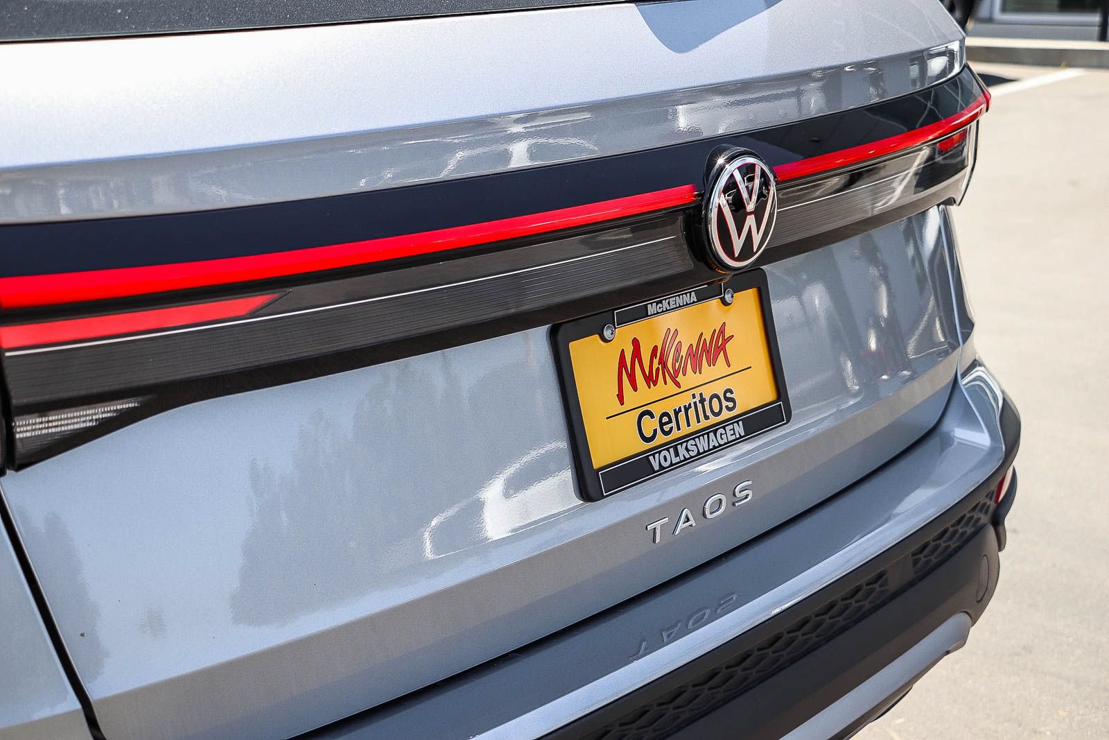 New 2026 Volkswagen Taos S FWD image 10