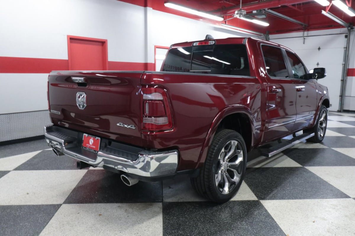 Used 2019 RAM 1500 Laramie AWD/4WD image 7