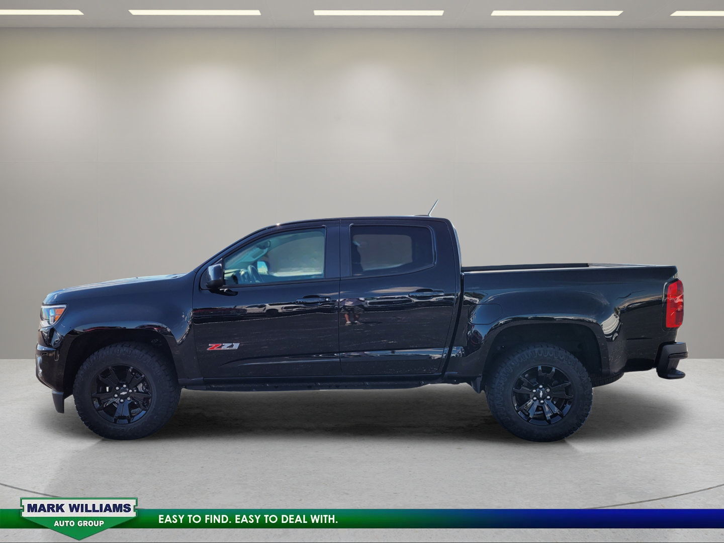Used 2020 Chevrolet Colorado Z71 w/ Z71 Midnight Edition AWD/4WD image 7