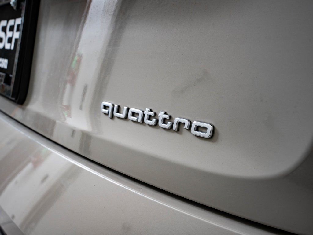 Used 2021 Audi e-tron Premium w/ Convenience Plus Package AWD/4WD image 20