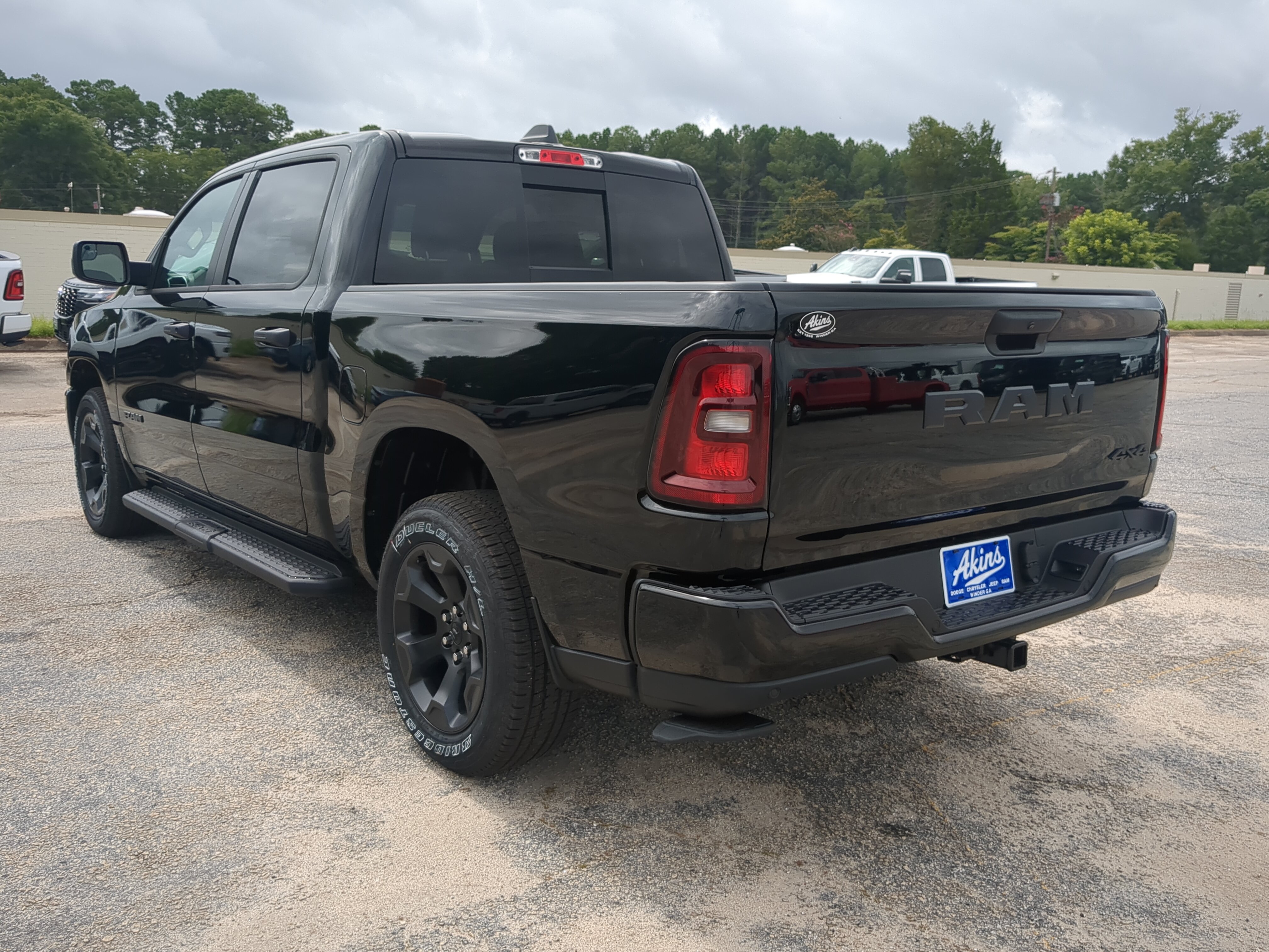 New 2026 RAM 1500 Express AWD/4WD image 5