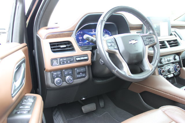 Used 2022 Chevrolet Tahoe High Country w/ Max Trailering Package AWD/4WD image 15