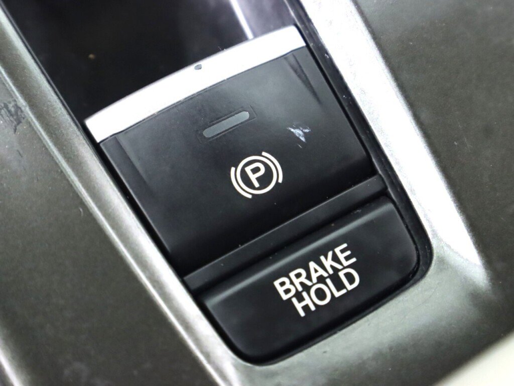 Used 2018 Honda Accord EX image 28