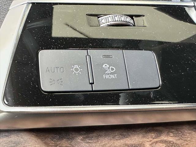 Used 2026 Audi Q8 Premium w/ Convenience Plus Package AWD/4WD image 21