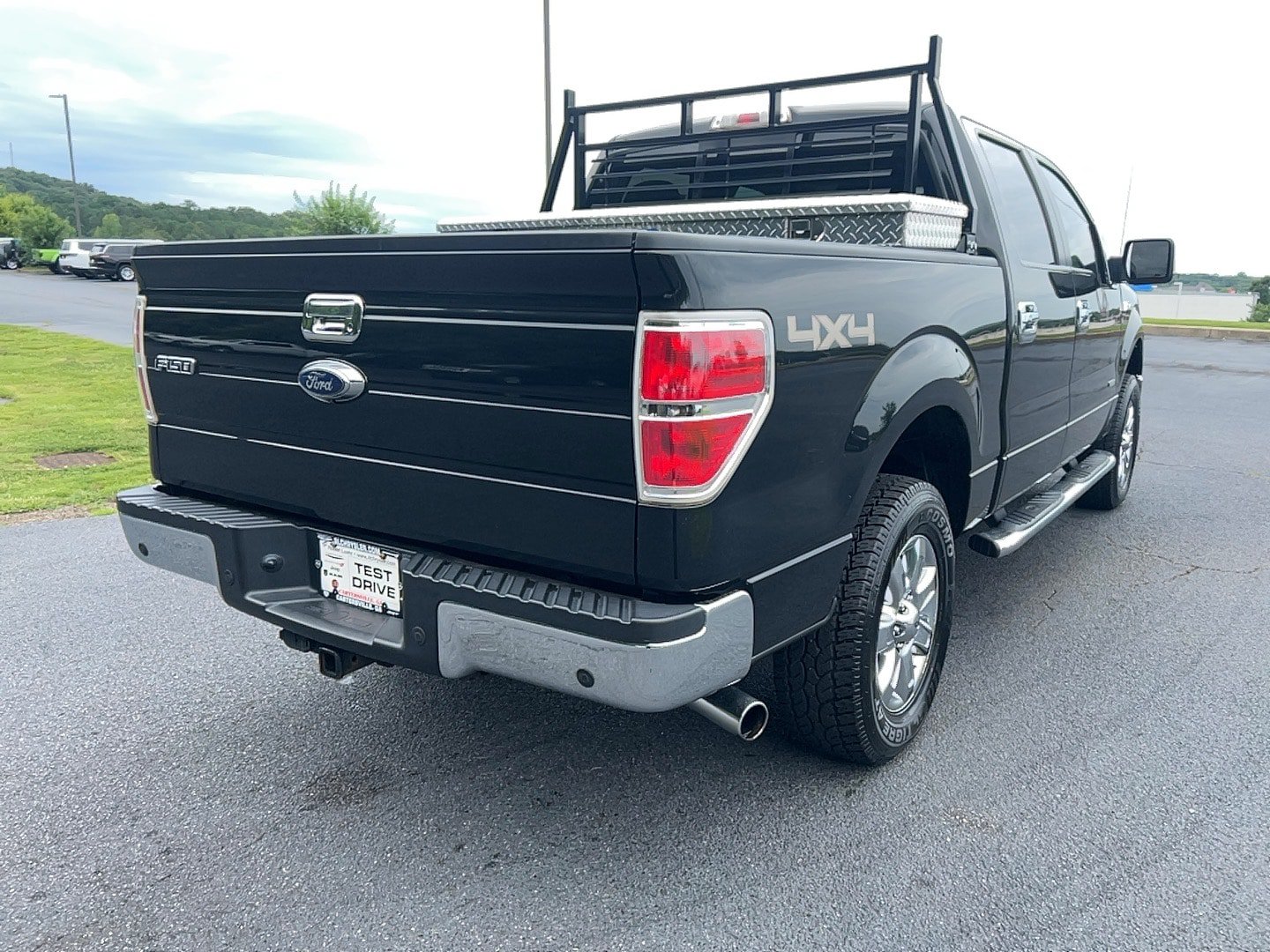 Used 2014 Ford F150 XLT w/ Equipment Group 302A Luxury AWD/4WD image 5