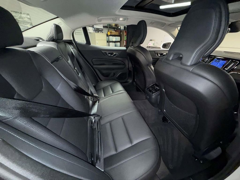 Used 2023 Volvo S60 B5 Ultimate w/ Protection Package Premier FWD image 16