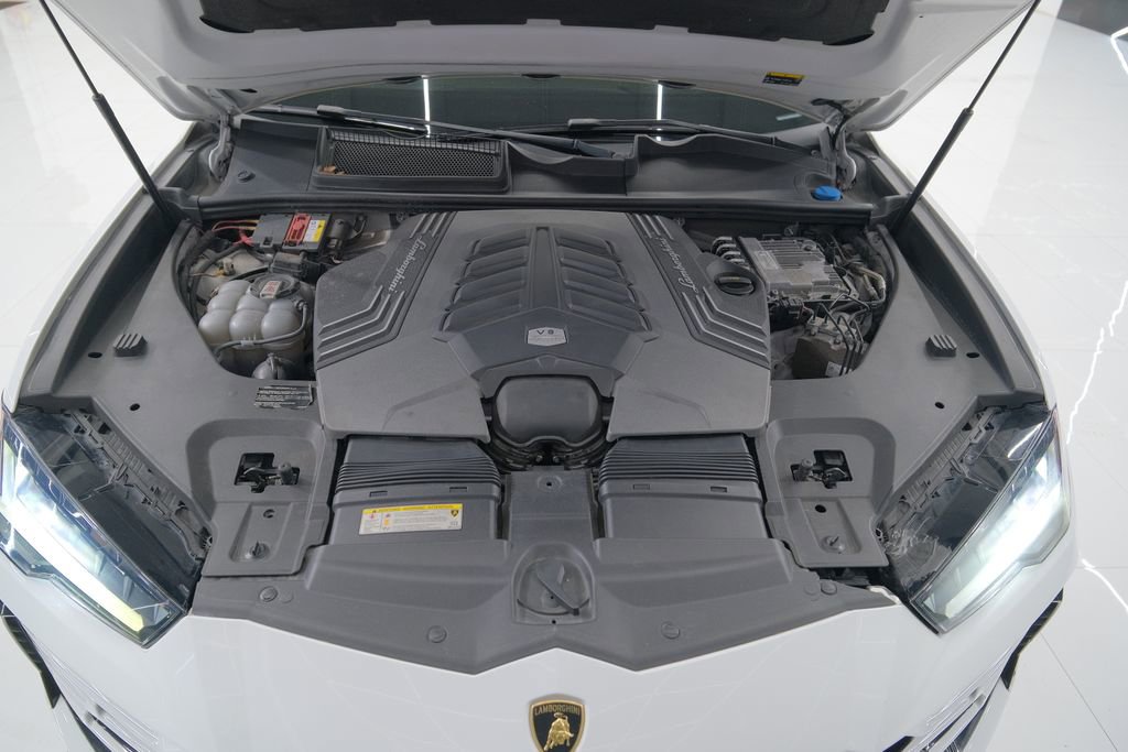 Used 2021 Lamborghini Urus image 64
