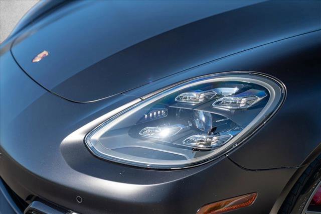 Certified 2023 Porsche Panamera GTS AWD/4WD image 30