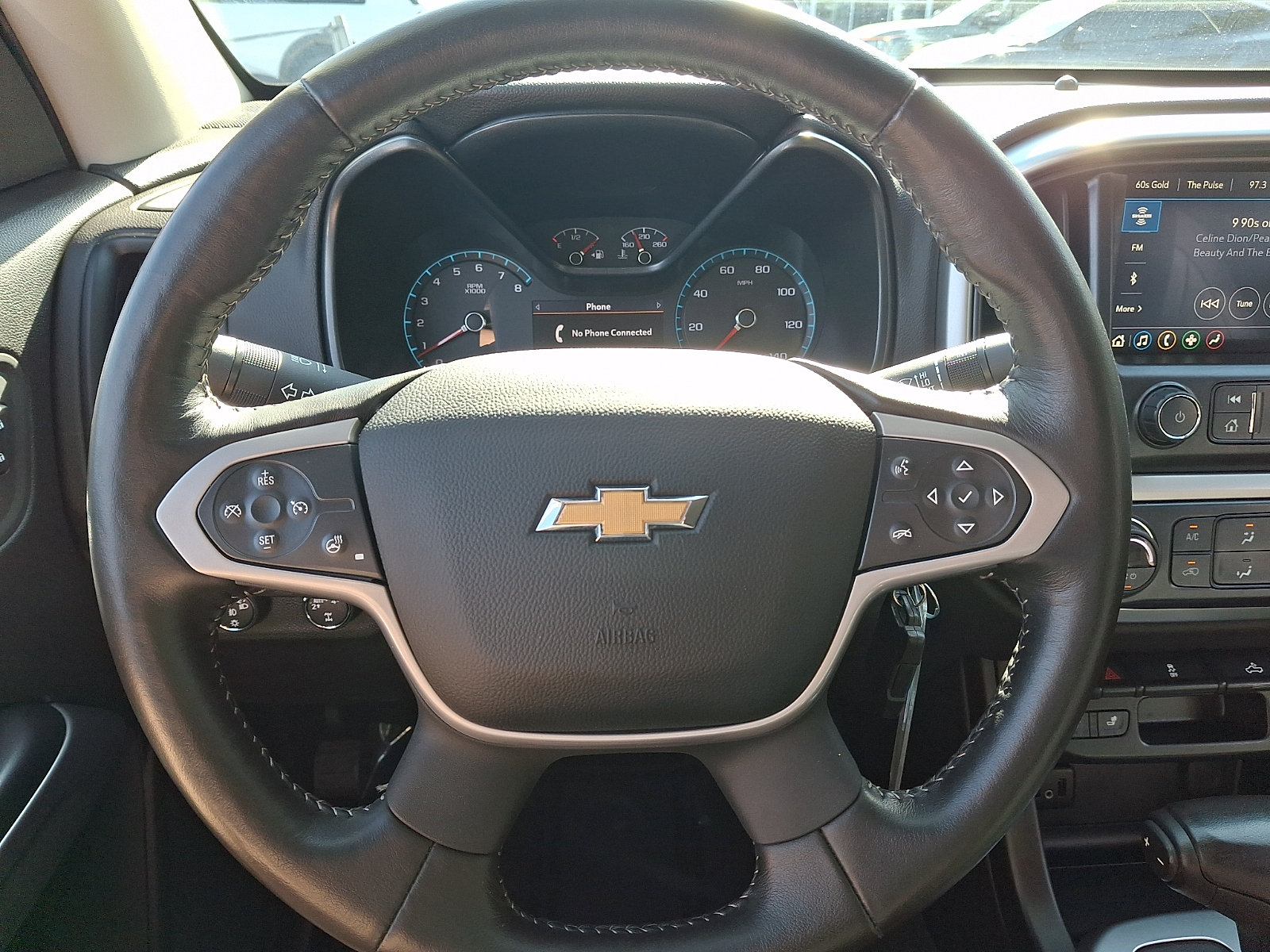 Used 2019 Chevrolet Colorado LT w/ Luxury Package, Chrome AWD/4WD image 17