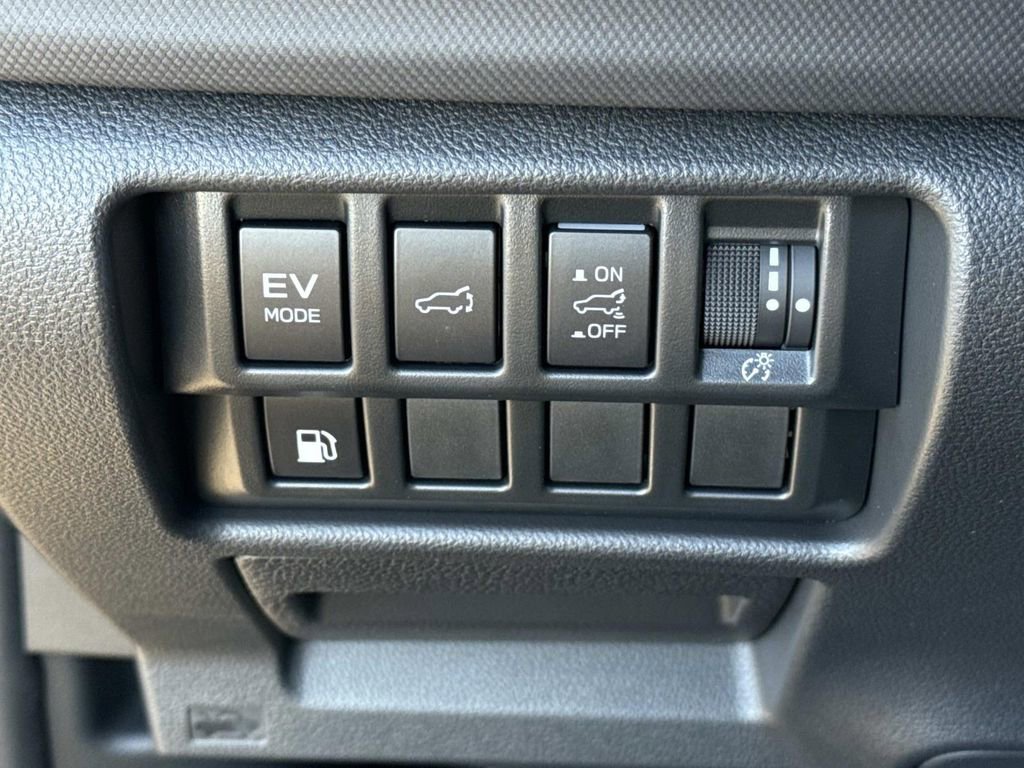 New 2025 Subaru Forester Touring image 43