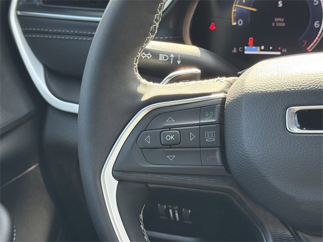 New 2025 Jeep Grand Cherokee L Altitude image 25