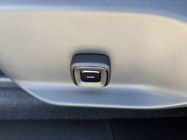 Used 2026 Volvo EX30 Cross Country Ultra w/ Protection Package Premier image 22