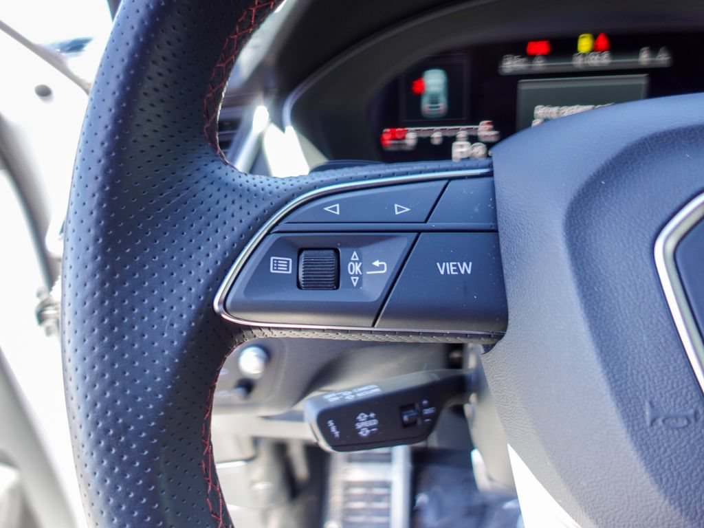 Used 2023 Audi SQ5 Prestige w/ Prestige Package AWD/4WD image 13