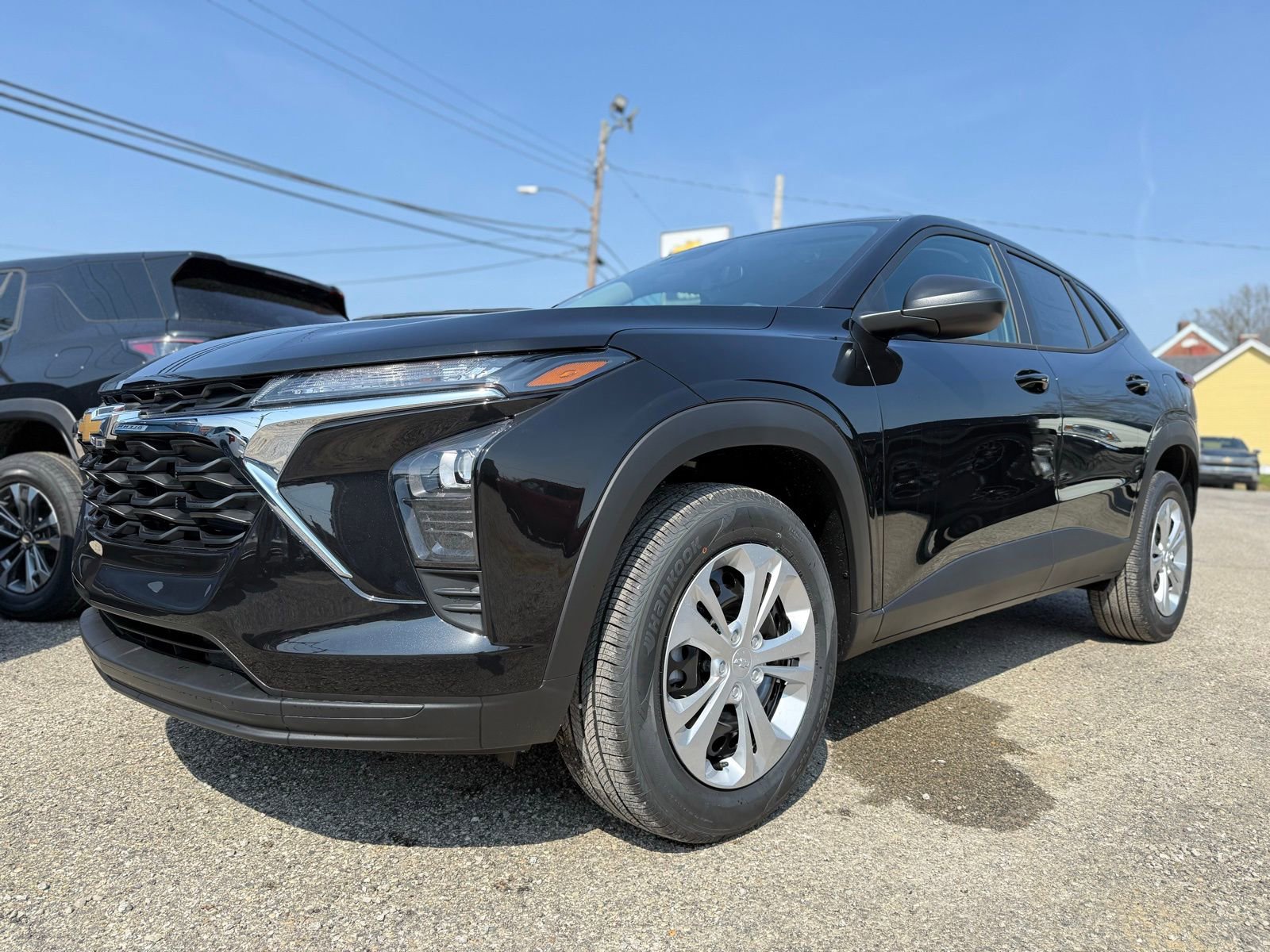 New 2026 Chevrolet Trax LS image 2
