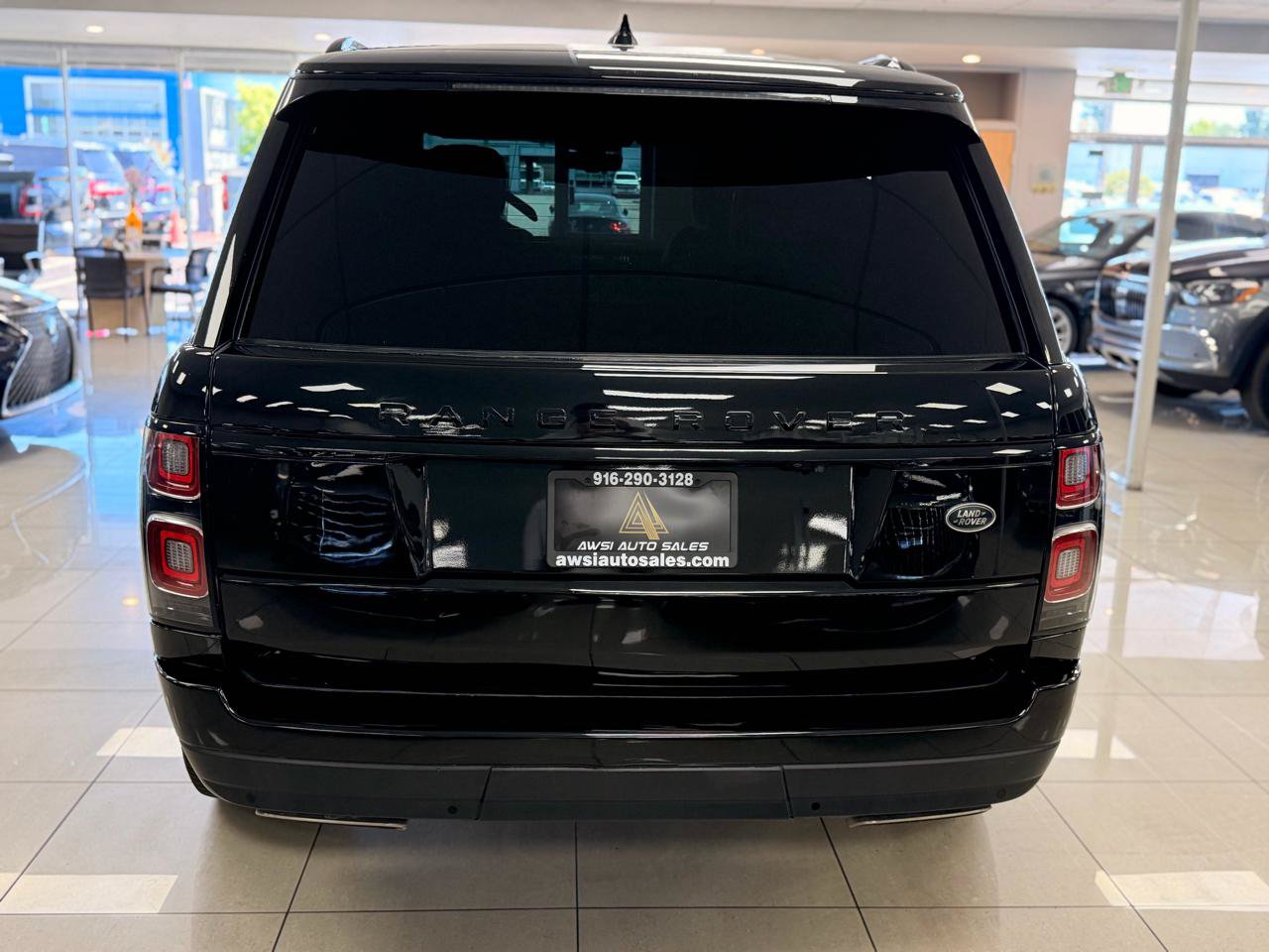 Used 2020 Land Rover Range Rover HSE AWD/4WD image 6