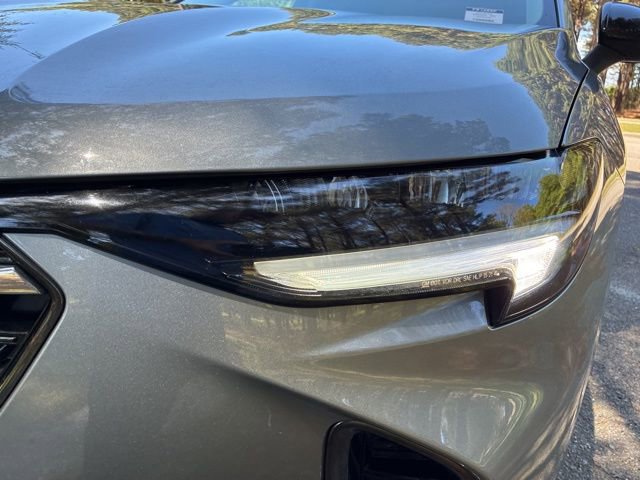 Used 2023 Buick Envision Essence w/ Sport Touring Package FWD image 11