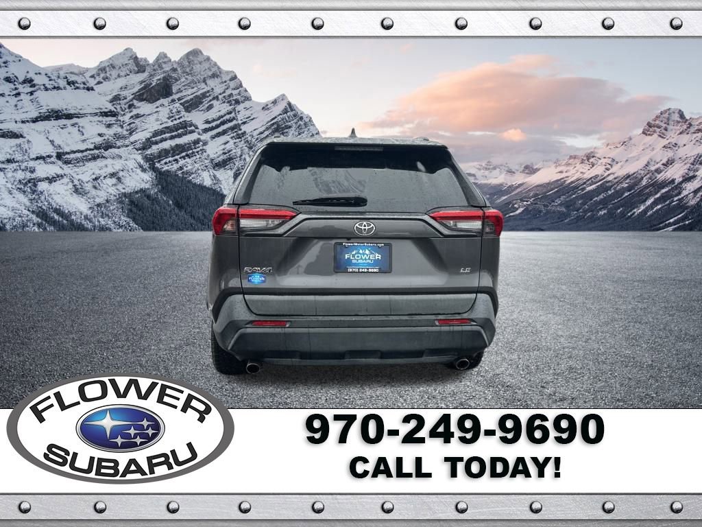 Used 2019 Toyota RAV4 LE image 6