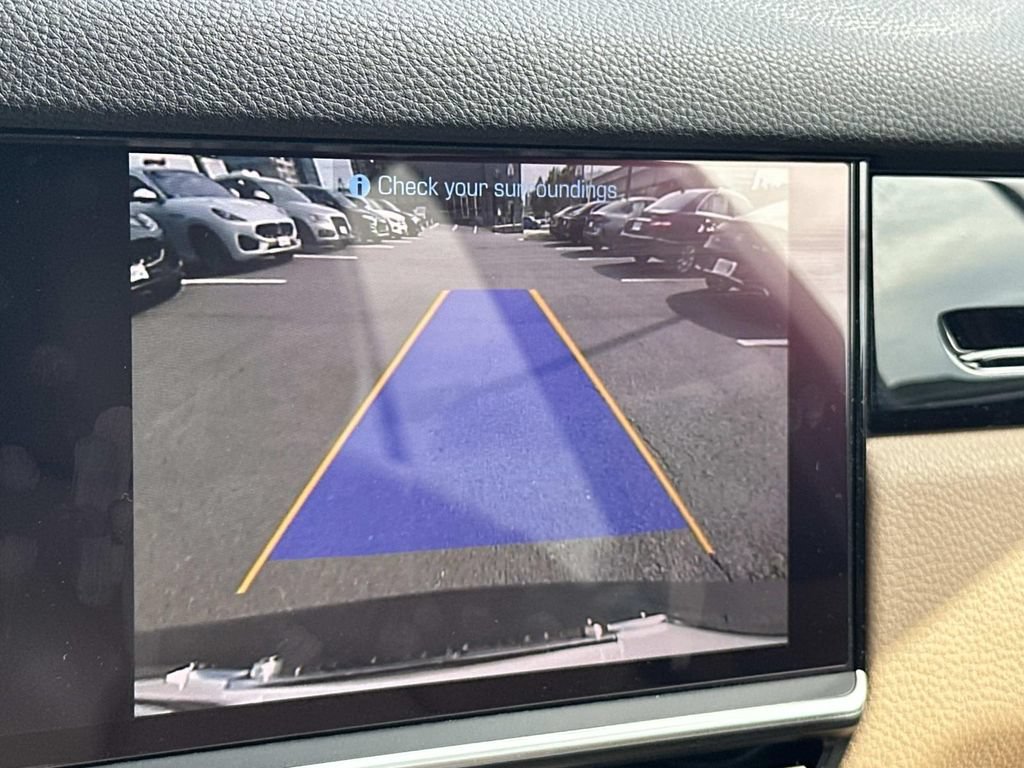 Used 2019 Porsche Cayenne AWD/4WD image 21
