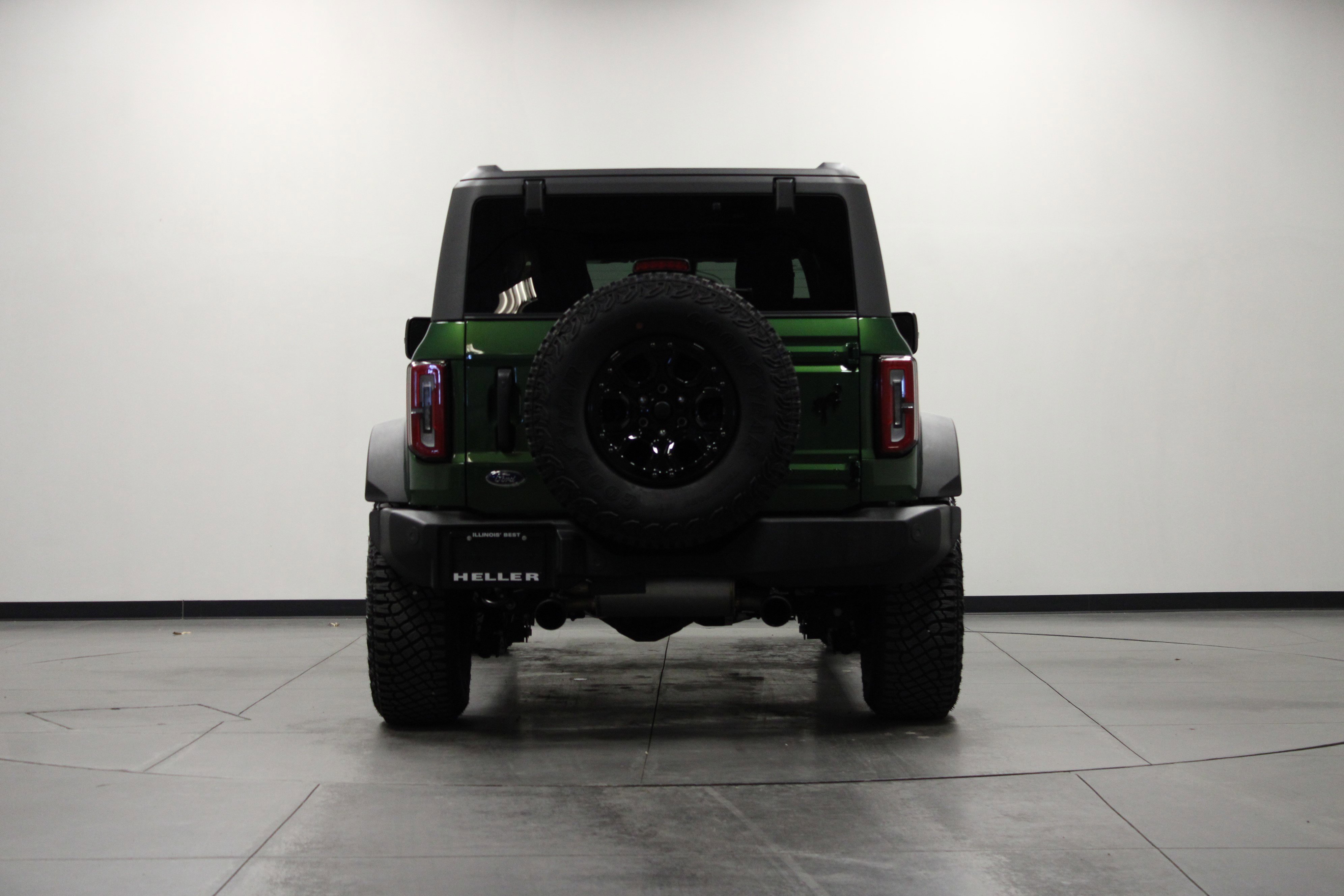 Used 2024 Ford Bronco Wildtrak image 5