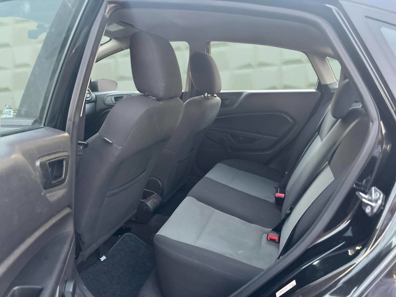 Used 2015 Ford Fiesta S image 16