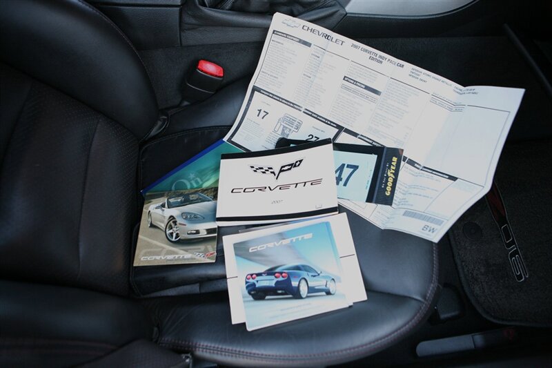Used 2007 Chevrolet Corvette Z06 w/ Preferred Equipment Group image 23