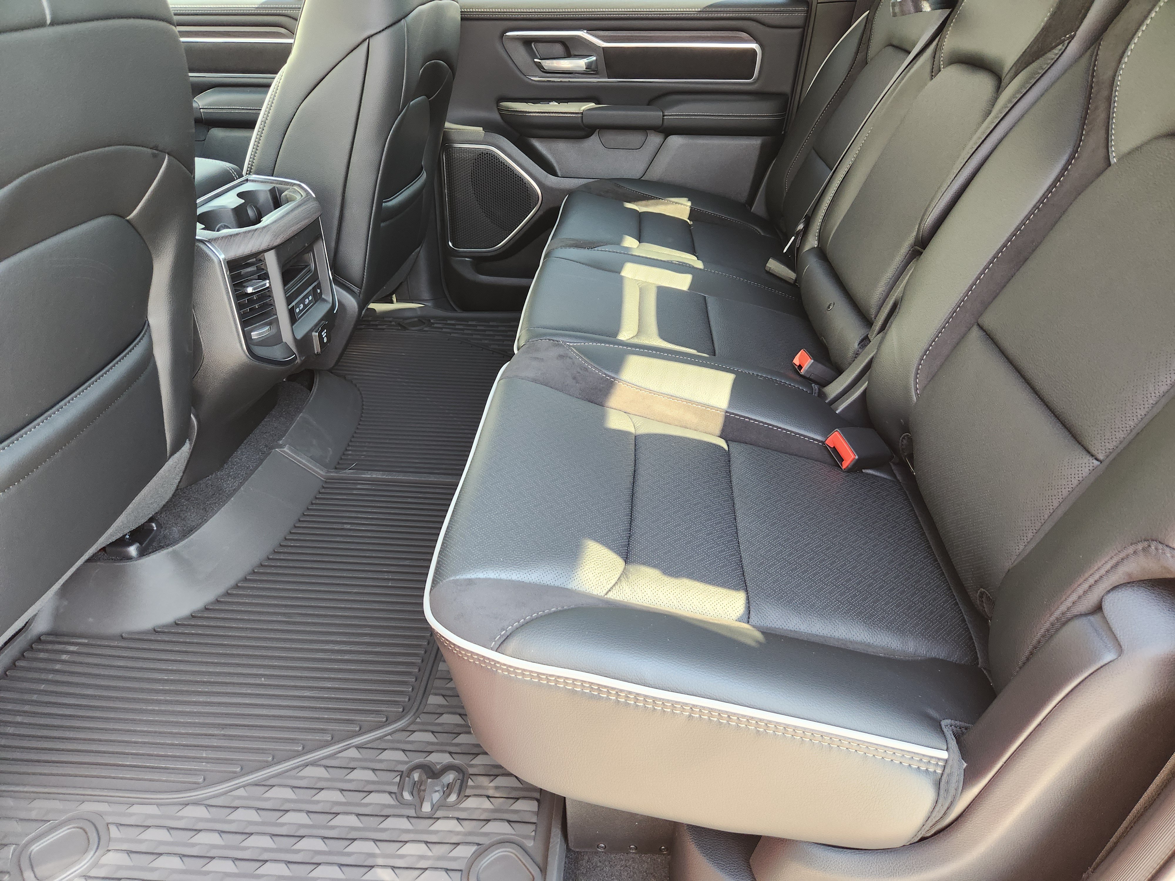 New 2027 RAM 1500 Laramie AWD/4WD image 20
