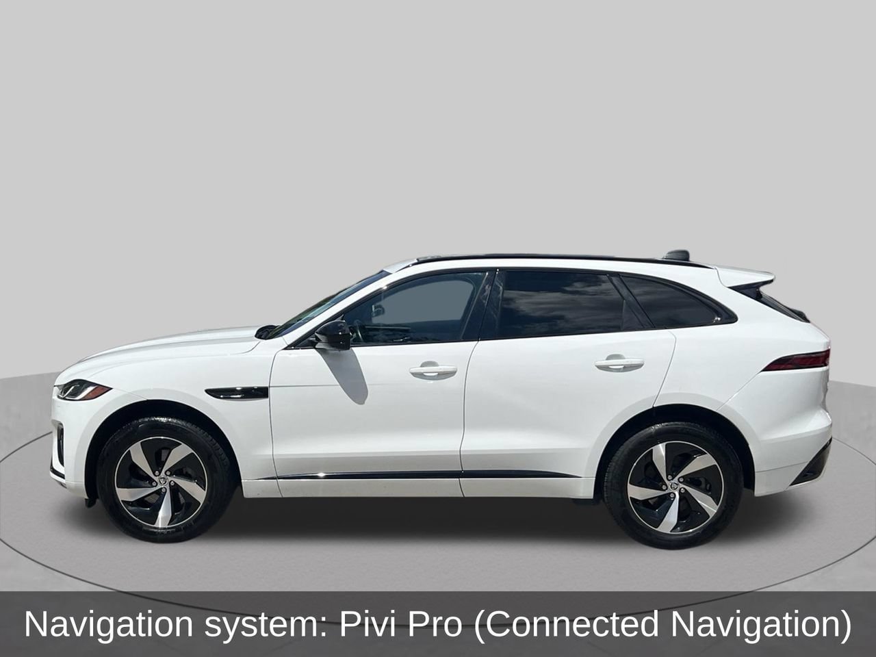 Used 2025 Jaguar F-PACE R-Dynamic S AWD/4WD image 2