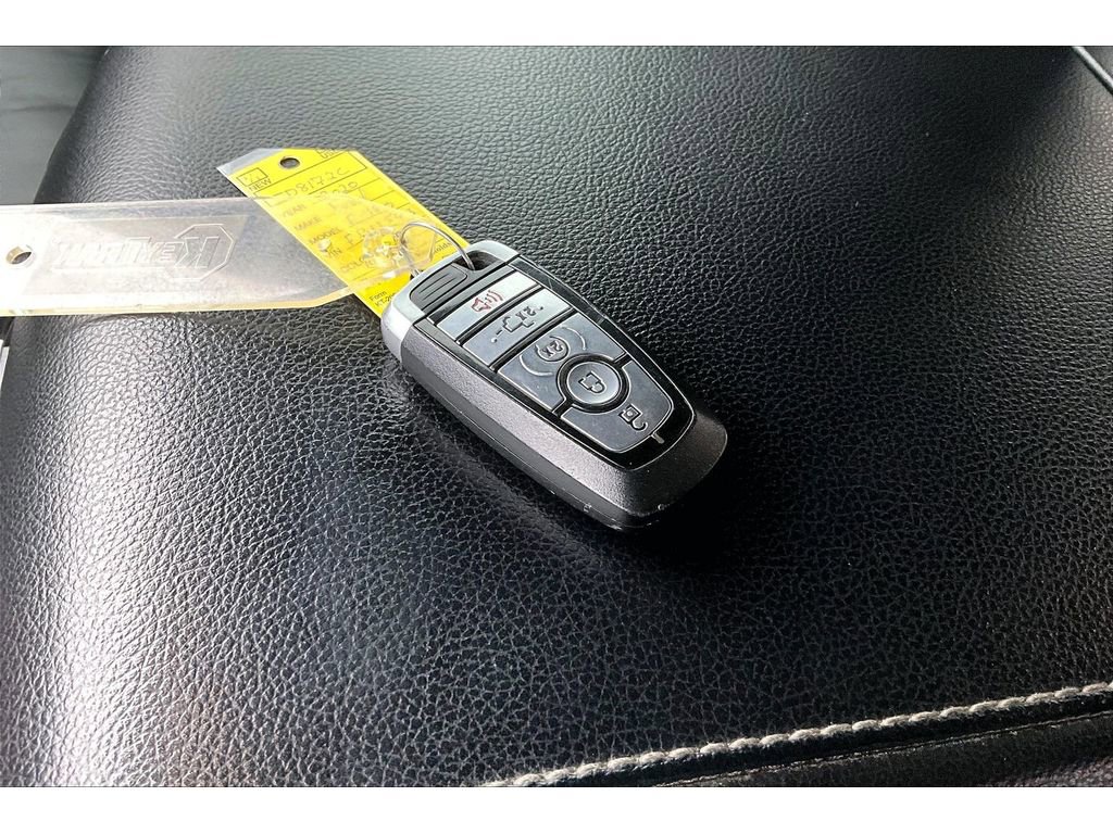 Used 2020 Ford F150 Lariat w/ Equipment Group 502A Luxury image 12