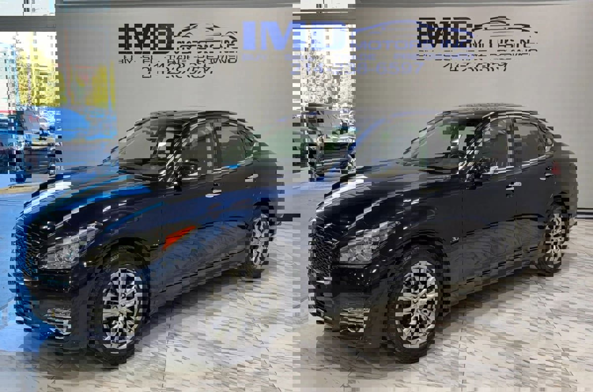 Used 2019 INFINITI Q70 Luxe w/ Proactive Package