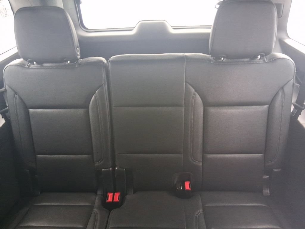 Used 2023 Chevrolet Suburban LT image 19