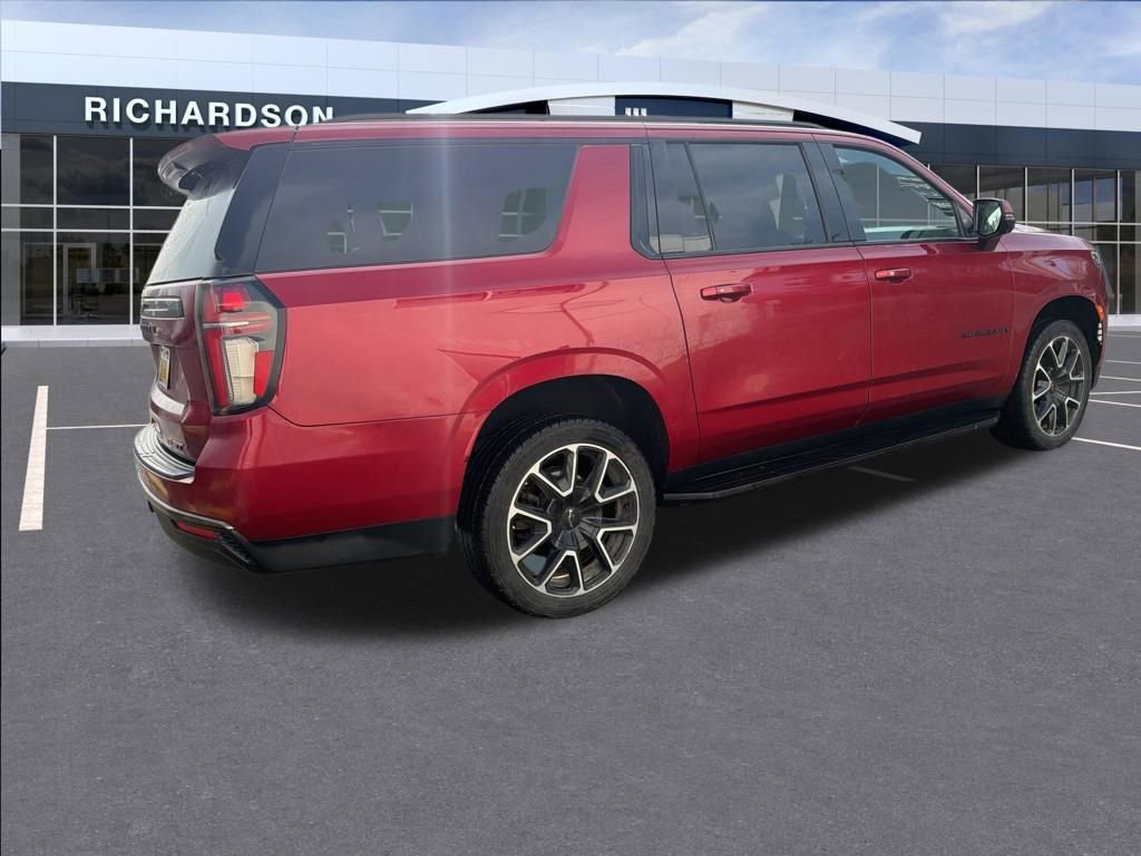 Used 2021 Chevrolet Suburban RST w/ Luxury Package image 10