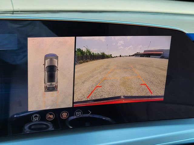 New 2026 Cadillac Lyriq Signature Sport w/ Nappa Leather Package image 16