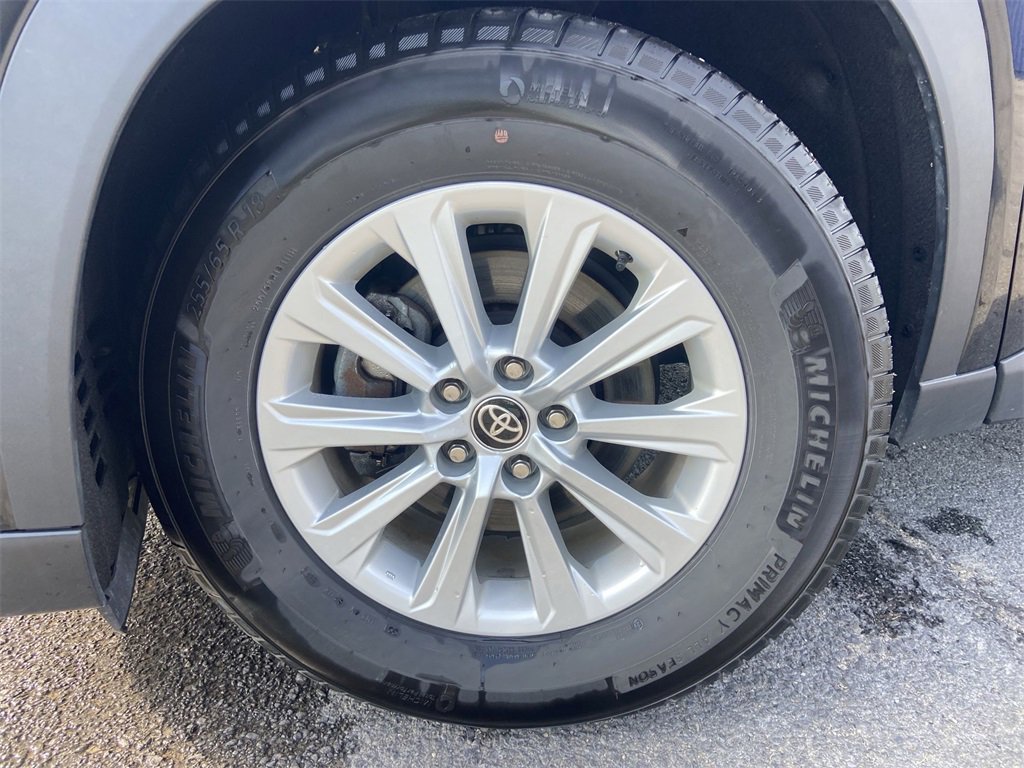 Used 2024 Toyota Grand Highlander XLE image 33