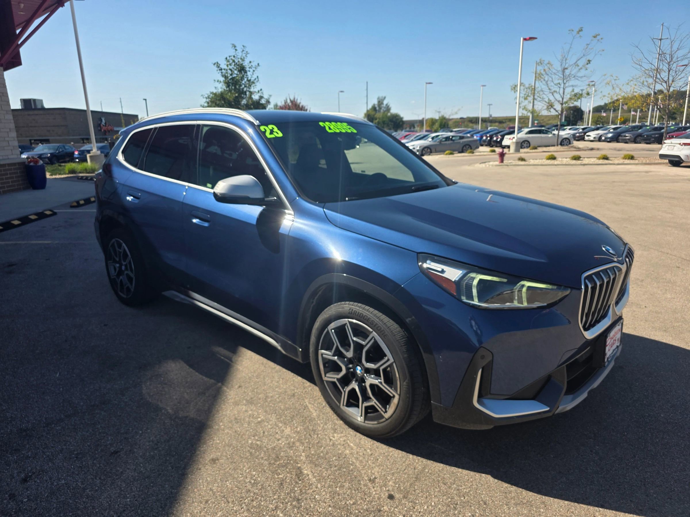 Used 2023 BMW X1 xDrive28i image 3