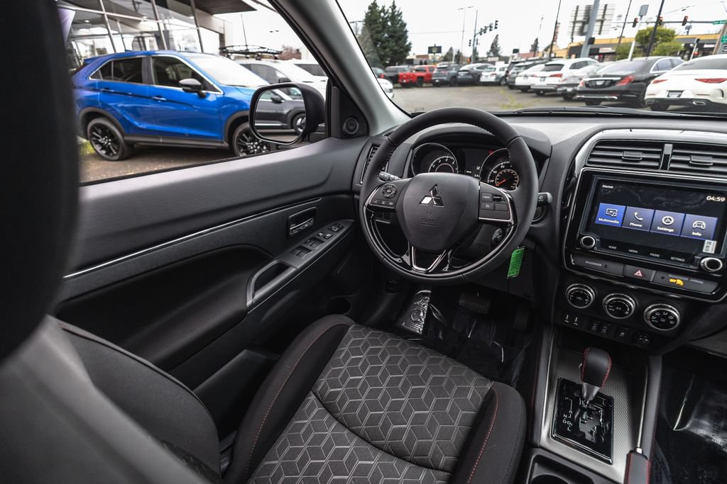 New 2026 Mitsubishi Outlander Sport LE AWD/4WD image 27