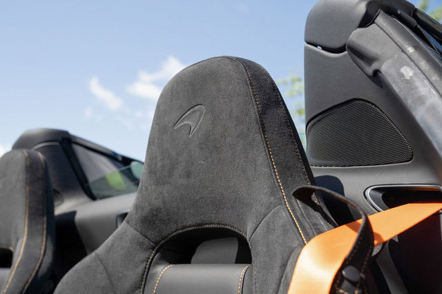 Used 2022 McLaren 720S Spider image 27