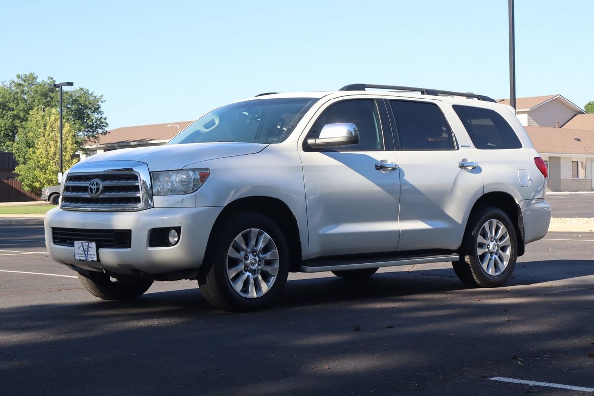 Used 2016 Toyota Sequoia Platinum AWD/4WD image 11