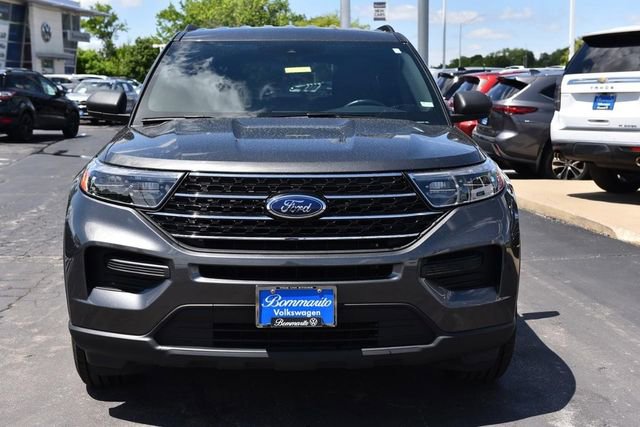 Used 2020 Ford Explorer XLT w/ Comfort Package AWD/4WD image 4