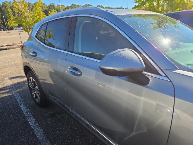 Used 2023 Buick Envision Essence FWD image 2