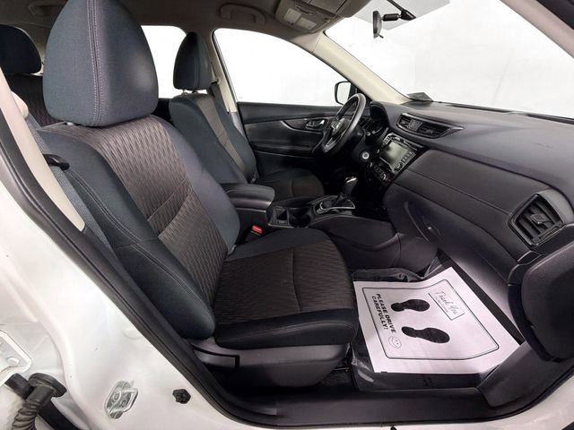 Used 2018 Nissan Rogue S FWD image 27