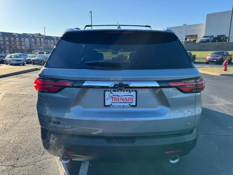 Used 2023 Chevrolet Traverse LT image 4