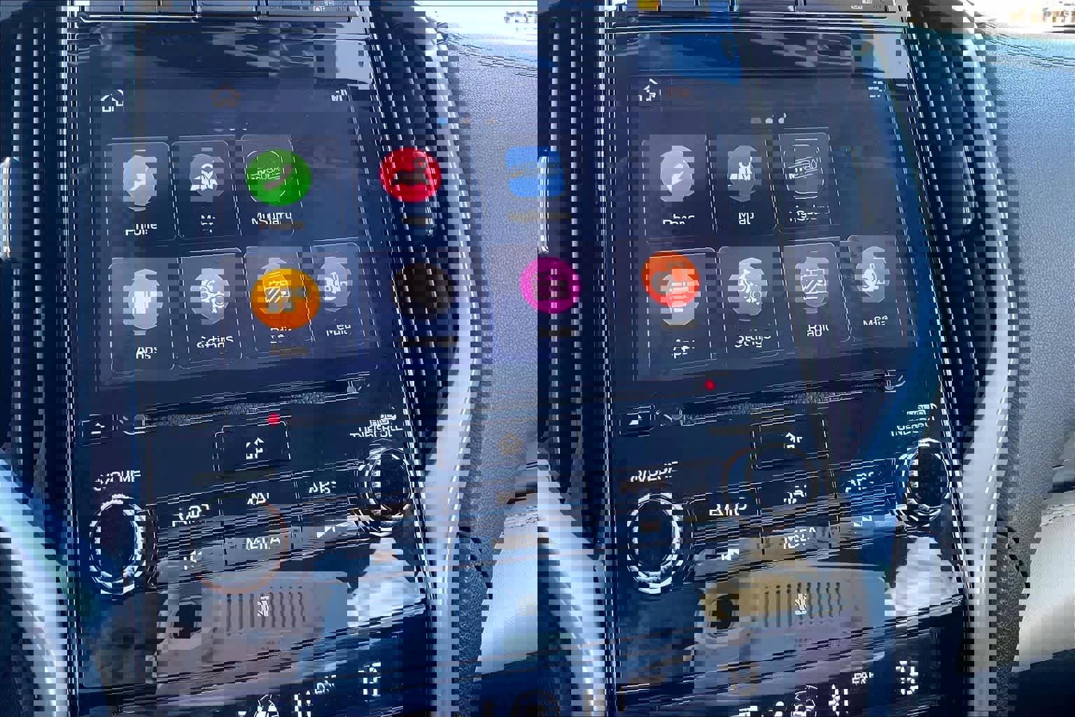 Used 2021 Subaru Ascent Limited w/ Technology Package image 36