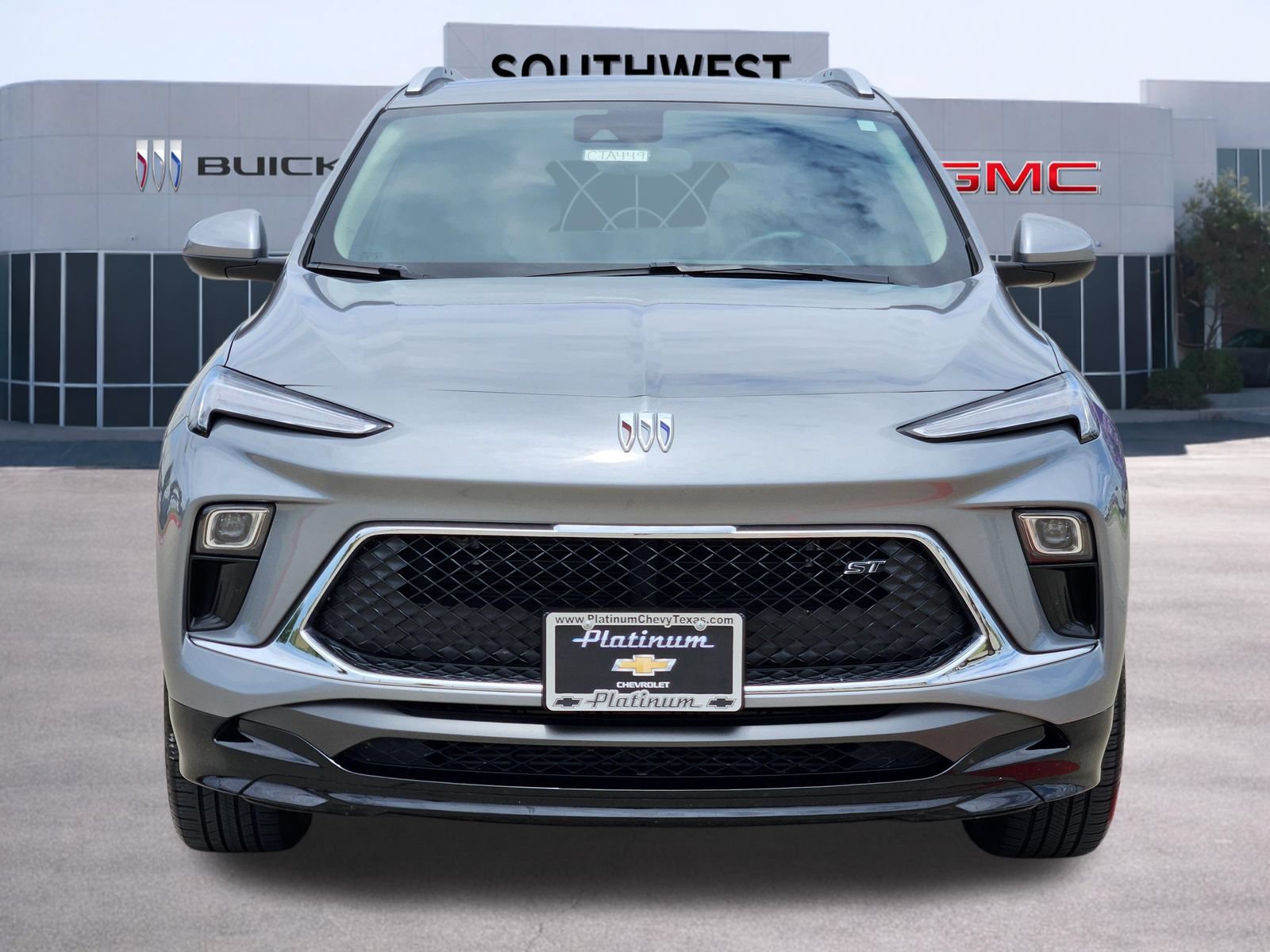 Used 2024 Buick Encore GX Sport Touring FWD image 6